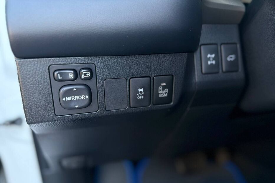 Продам Toyota Rav 4 2013 року у Дніпрі