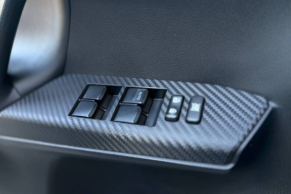 Продам Toyota Rav 4 2013 року у Дніпрі