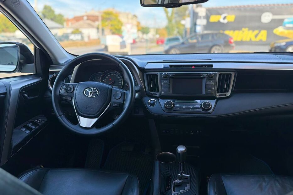 Продам Toyota Rav 4 2013 року у Дніпрі
