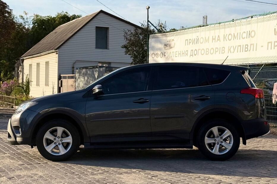 Продам Toyota Rav 4 2013 року у Дніпрі