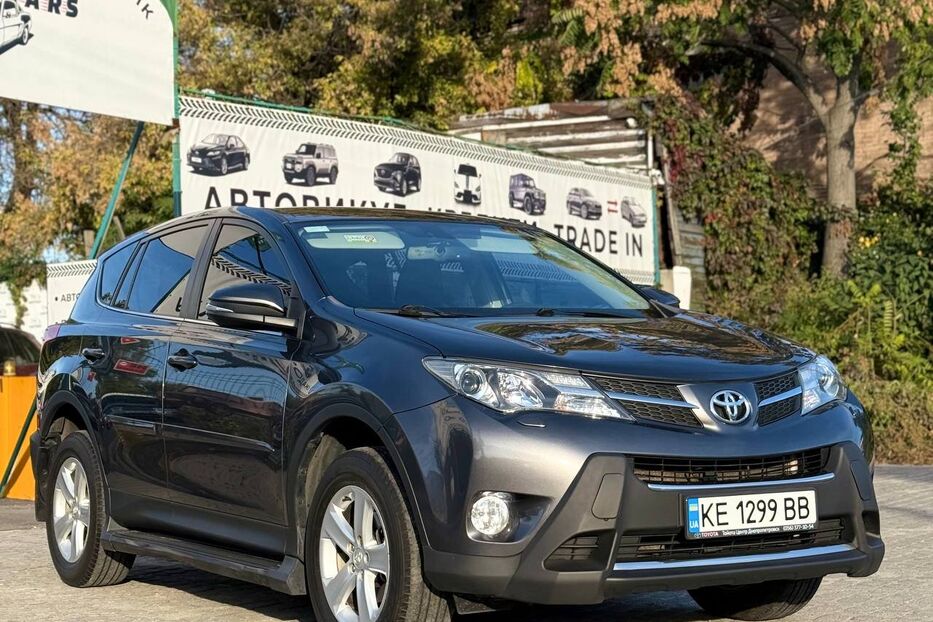 Продам Toyota Rav 4 2013 року у Дніпрі