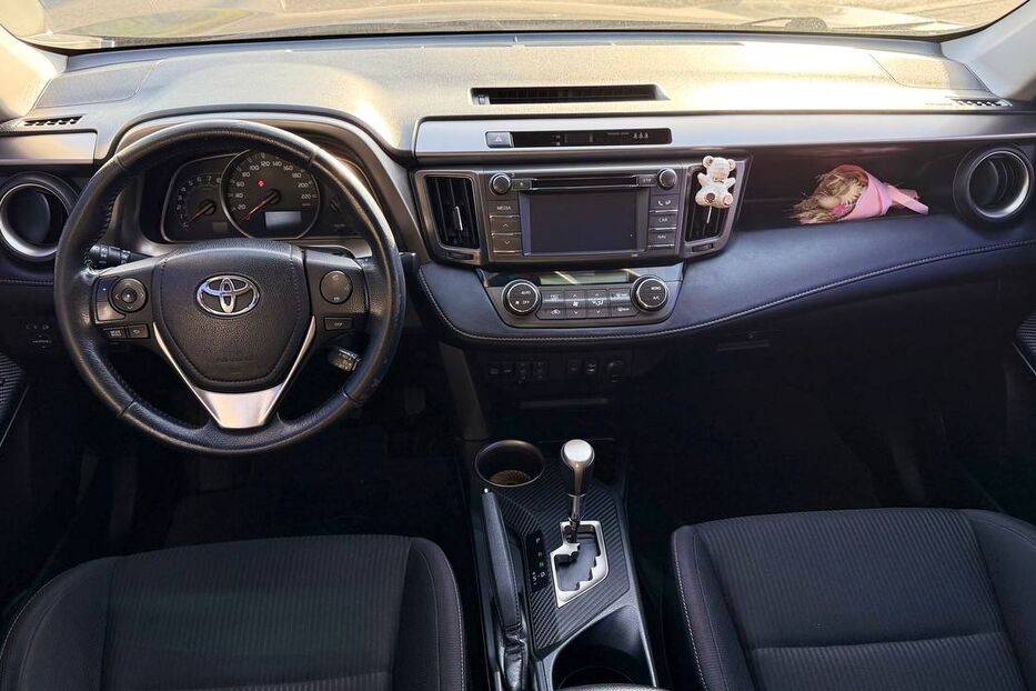 Продам Toyota Rav 4 2013 року у Дніпрі