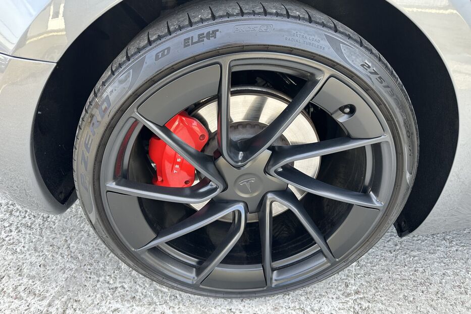 Продам Tesla Model 3 Perfomance 2024 року у Києві