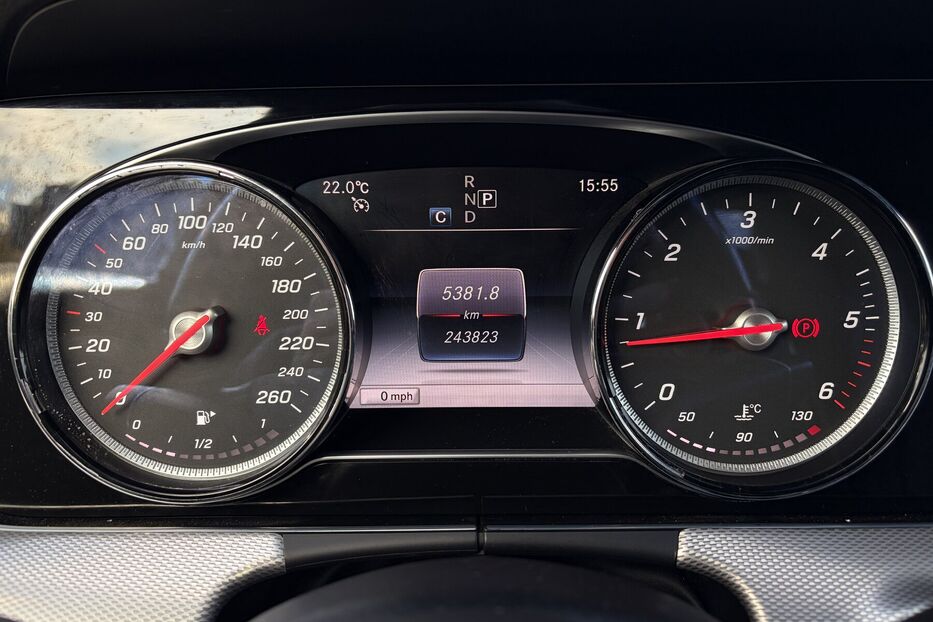 Продам Mercedes-Benz E-Class E220 D КАМЕРА 2018 року у Львові