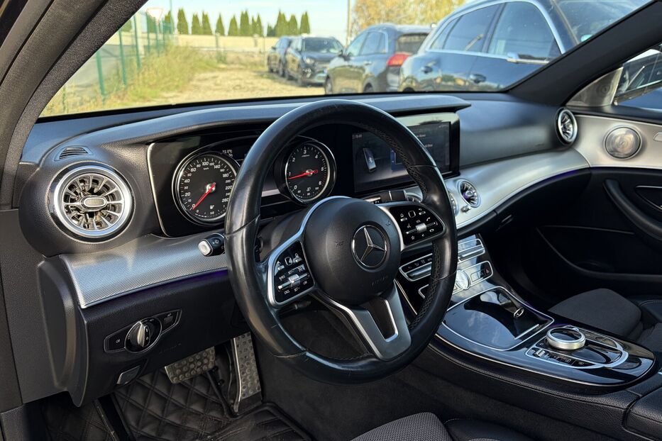 Продам Mercedes-Benz E-Class E220 D КАМЕРА 2018 року у Львові