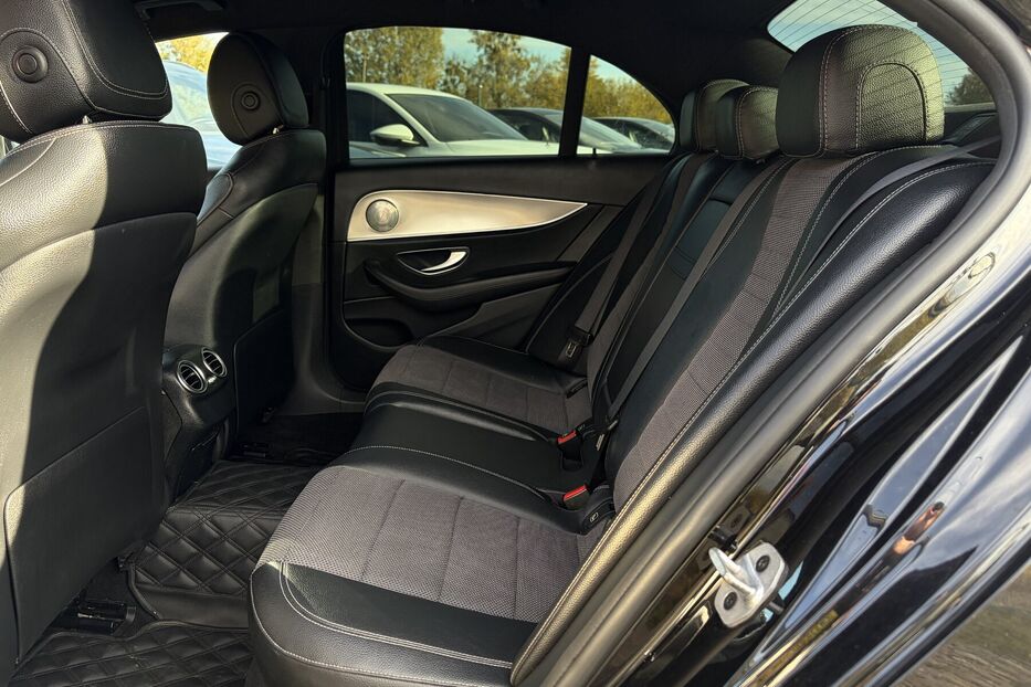 Продам Mercedes-Benz E-Class E220 D КАМЕРА 2018 року у Львові