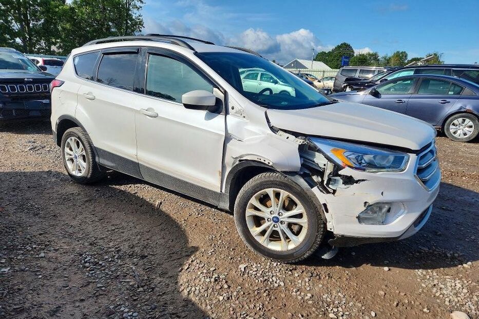 Продам Ford Escape 1.5 бенз, 4х4 2017 року у Житомирі
