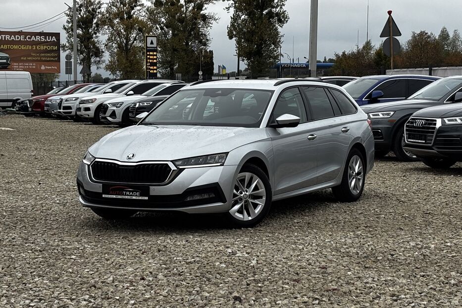 Продам Skoda Octavia A8 2.0 110 КВТ DSG 2021 року у Львові