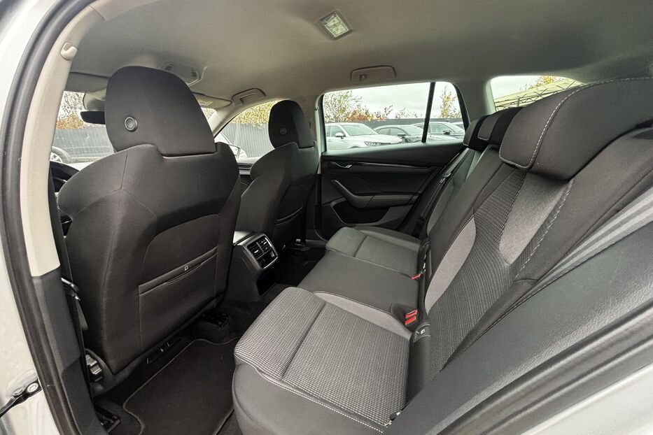 Продам Skoda Octavia A8 2.0 110 КВТ DSG 2021 року у Львові