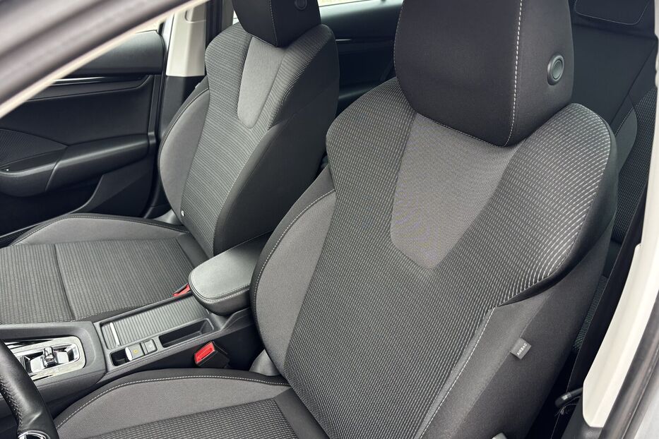 Продам Skoda Octavia A8 2.0 110 КВТ DSG 2021 року у Львові