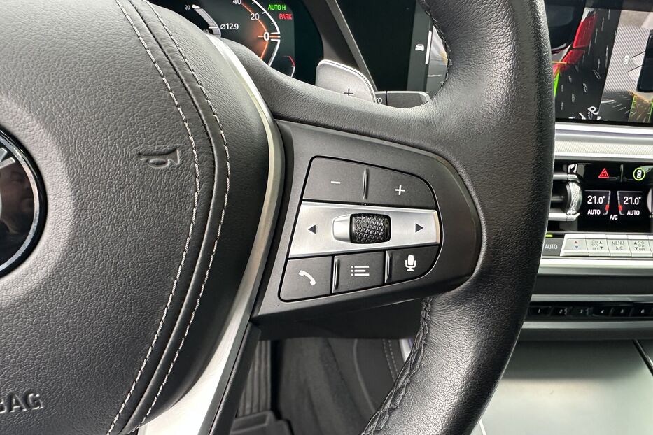 Продам BMW X5 Xdrive40i M-paket 2022 року у Києві