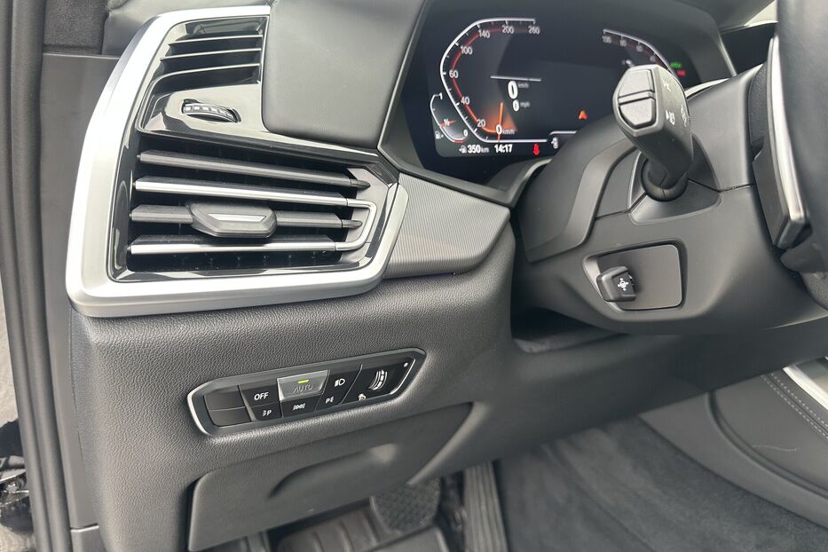 Продам BMW X5 Xdrive40i M-paket 2022 року у Києві