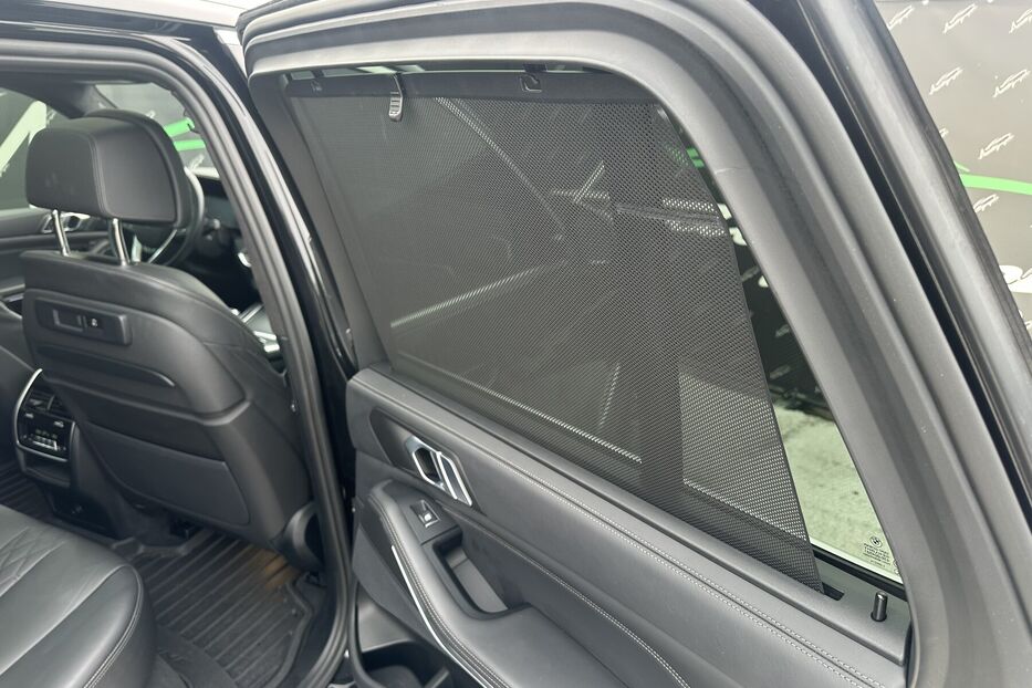 Продам BMW X5 Xdrive40i M-paket 2022 року у Києві