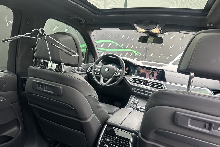 Продам BMW X5 Xdrive40i M-paket 2022 року у Києві
