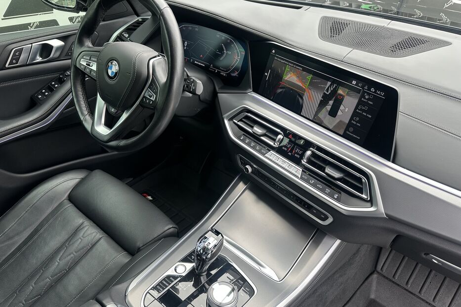 Продам BMW X5 Xdrive40i M-paket 2022 року у Києві