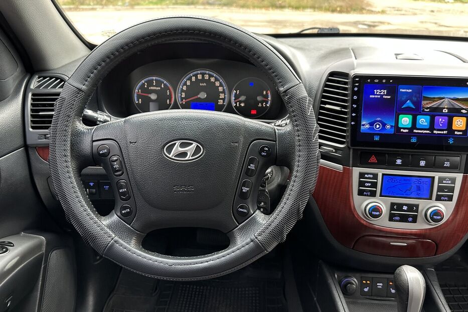 Продам Hyundai Santa FE Офіційний 2008 року у Миколаєві