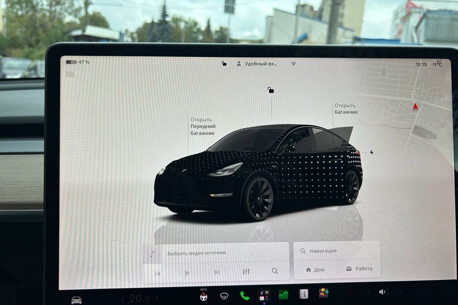 Продам Tesla Model Y 2023 року у Чернівцях