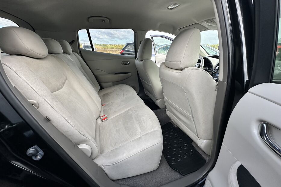 Продам Nissan Leaf 24 квт 2011 року у Луцьку