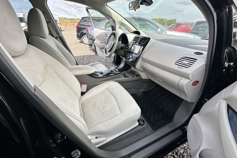 Продам Nissan Leaf 24 квт 2011 року у Луцьку