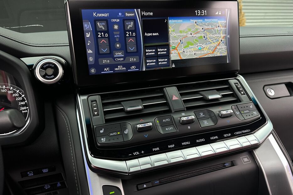 Продам Toyota Land Cruiser 300 Premium 3.3d 2021 року у Києві
