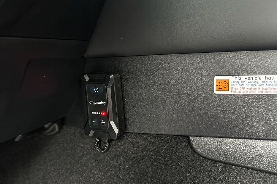 Продам Toyota Land Cruiser 300 Premium 3.3d 2021 року у Києві