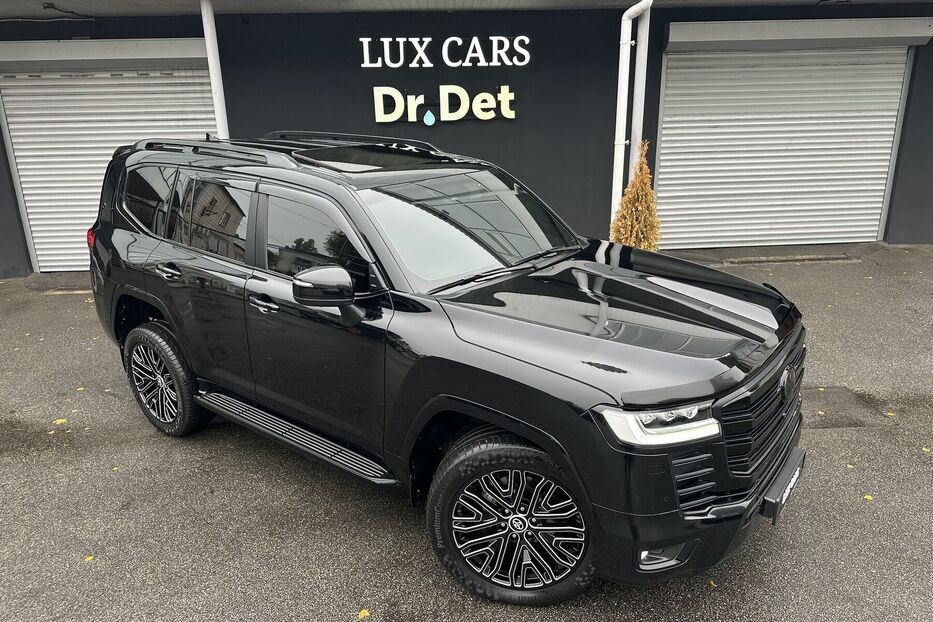 Продам Toyota Land Cruiser 300 Premium 3.3d 2021 року у Києві