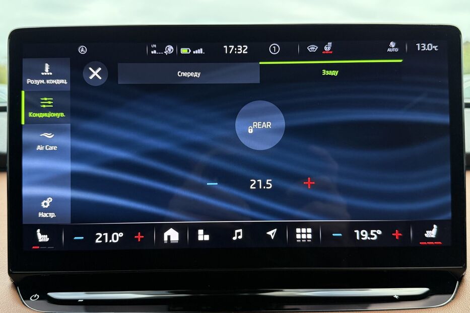 Продам Skoda 100  Enyaq iV 60 62kWh (180 к.с.) 2022 року у Львові