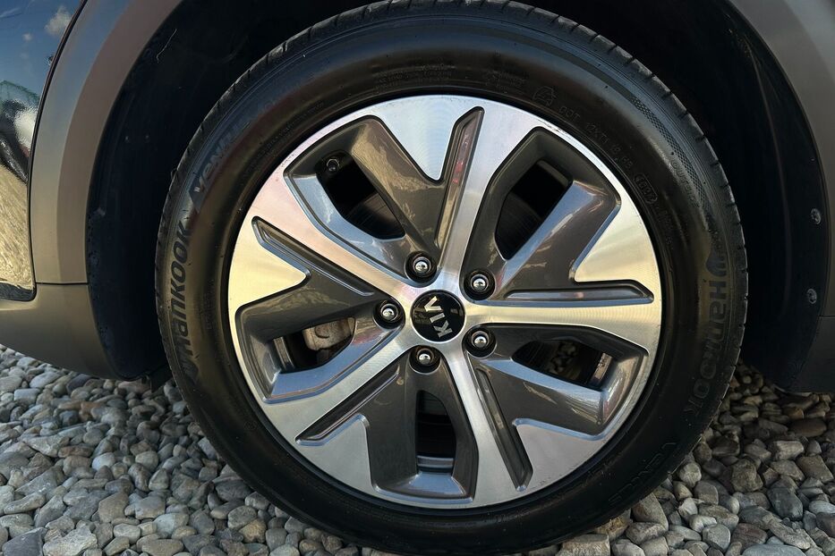 Продам Kia Niro 64кВт Макс.комплектація! 2020 року у Львові
