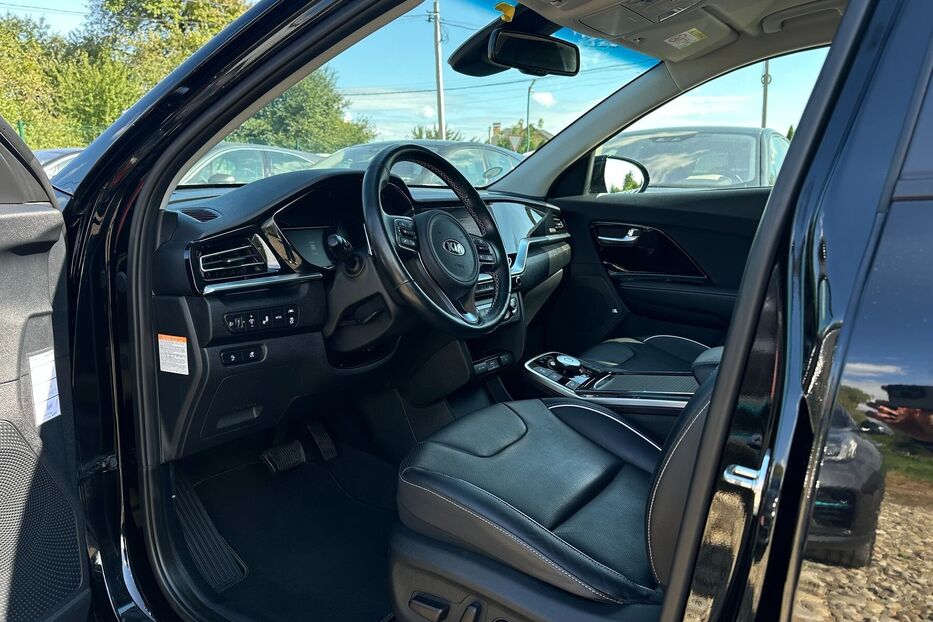 Продам Kia Niro 64кВт Макс.комплектація! 2020 року у Львові