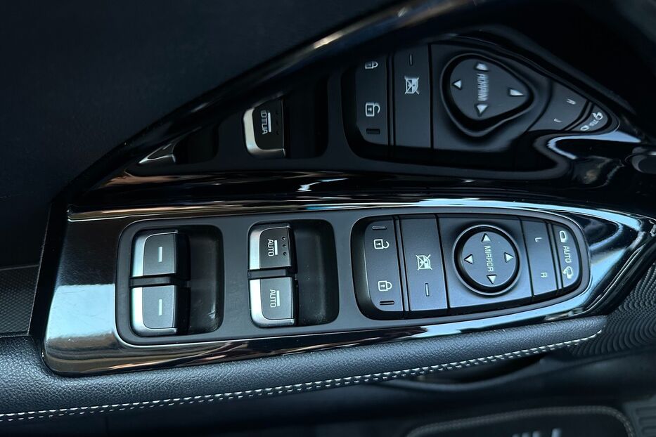 Продам Kia Niro 64кВт Макс.комплектація! 2020 року у Львові