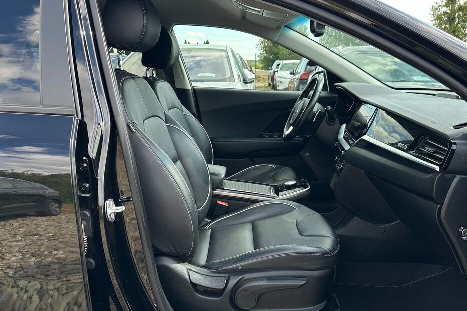 Продам Kia Niro 64кВт Макс.комплектація! 2020 року у Львові