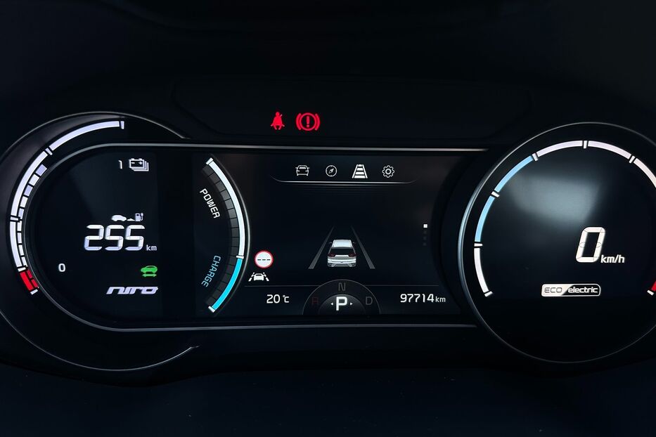Продам Kia Niro 64 kWh Макс. комплектація Люк. 2021 року у Львові