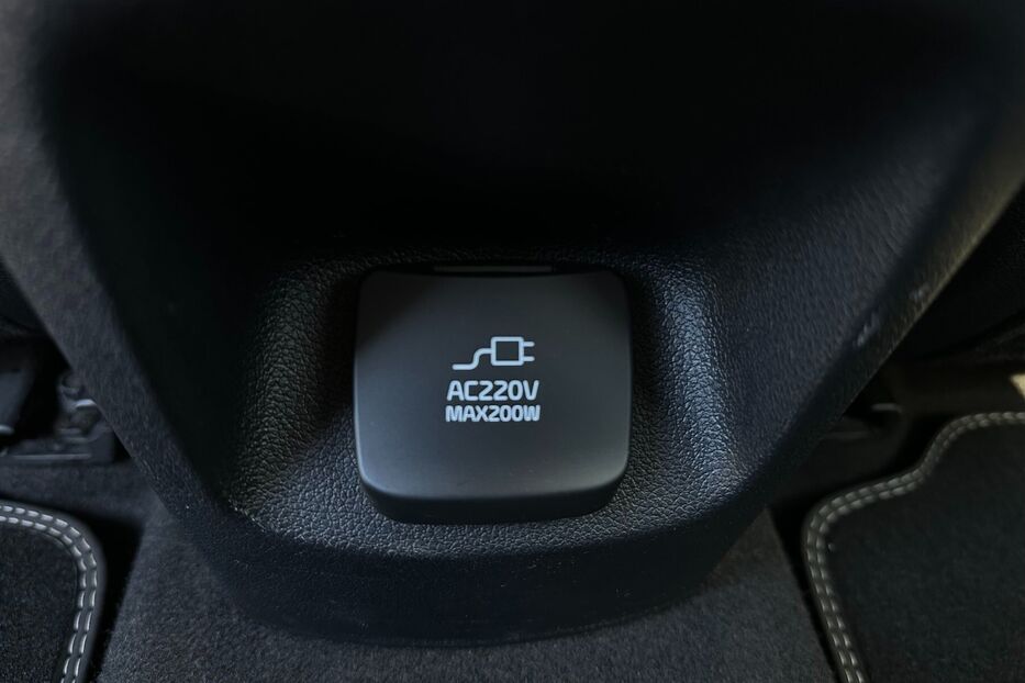 Продам Kia Niro 64 kWh Макс. комплектація Люк. 2021 року у Львові