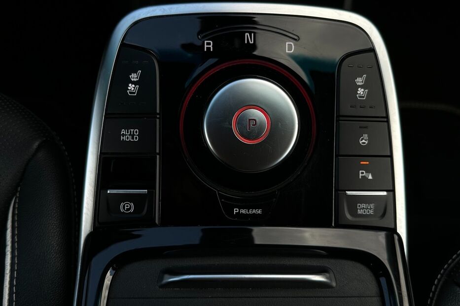 Продам Kia Niro  64 кВт Макс. комплектактація 2020 року у Львові