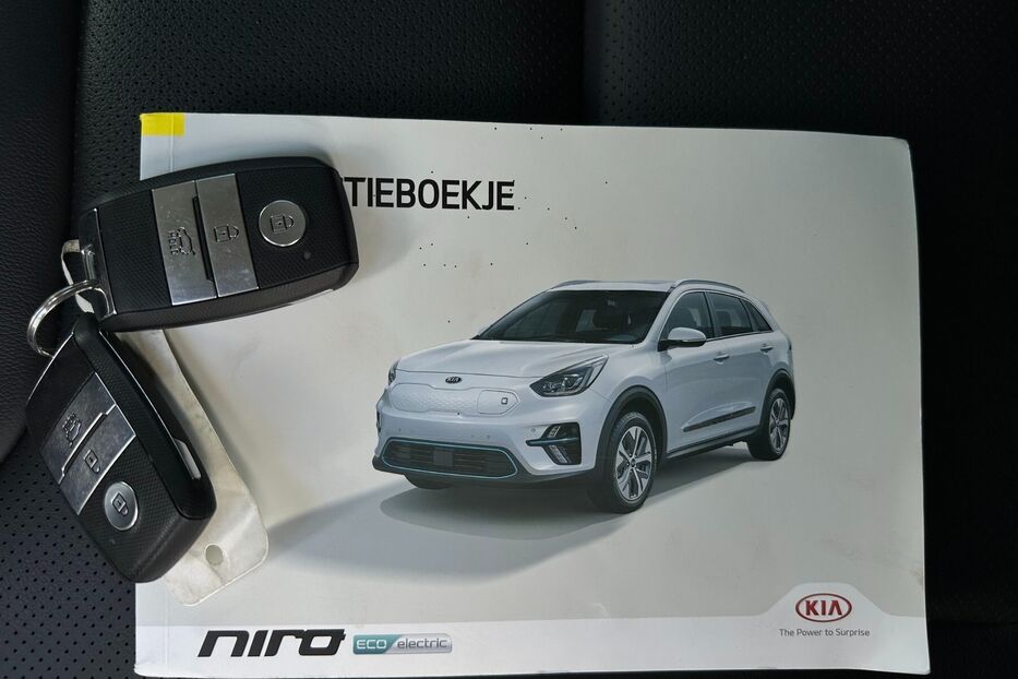 Продам Kia Niro  64 кВт Макс. комплектактація 2020 року у Львові