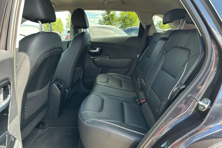 Продам Kia Niro  64 кВт Макс. комплектактація 2020 року у Львові