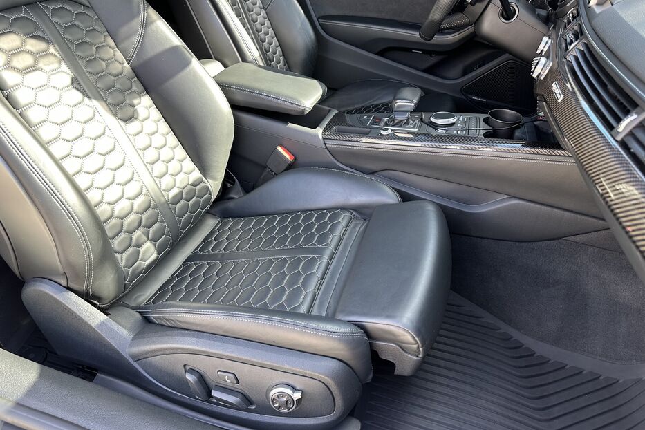 Продам Audi RS5 Quattro 2017 року у Києві