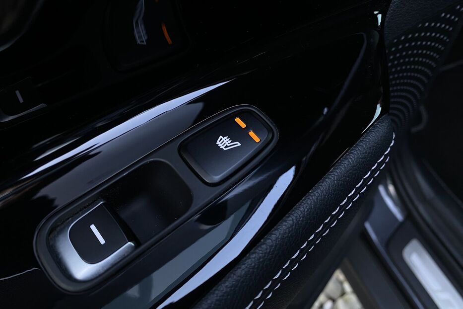Продам Kia e-Niro 64 кВт Макс. комплектація 2020 року у Львові
