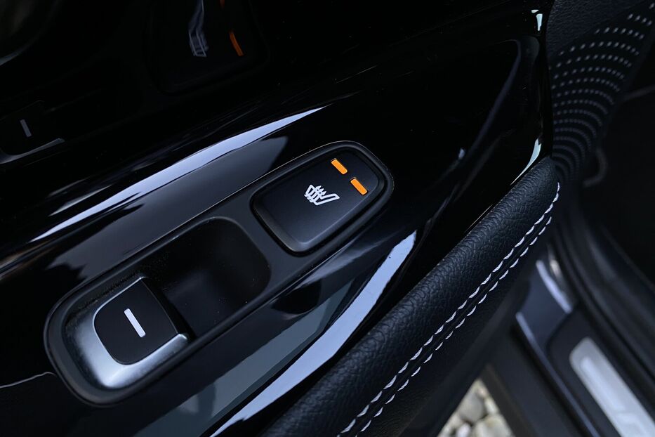 Продам Kia e-Niro 64 кВт Макс. комплектація 2020 року у Львові