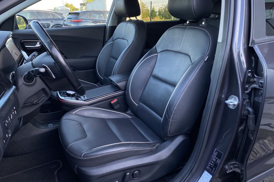 Продам Kia e-Niro 64 кВт Макс. комплектація 2020 року у Львові