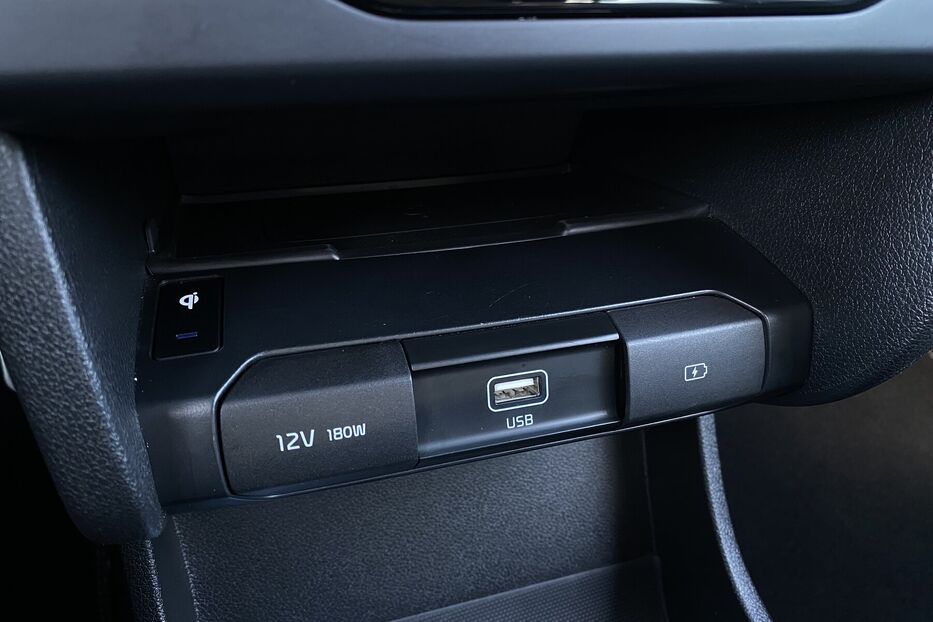 Продам Kia e-Niro ПідгрівсидінькермаСліпізониJBL 2022 року у Львові
