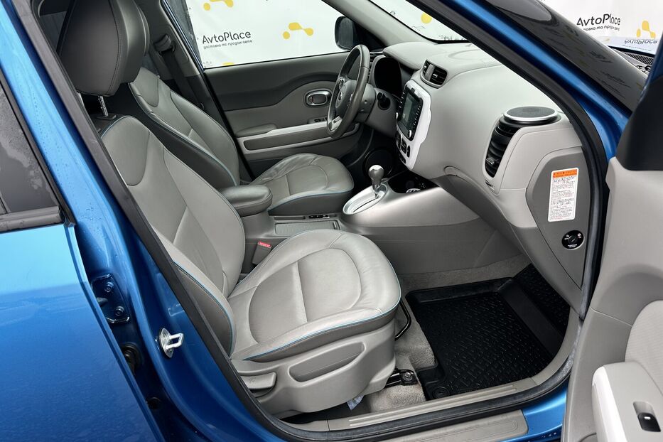 Продам Kia Soul 27 квт 2015 року у Луцьку