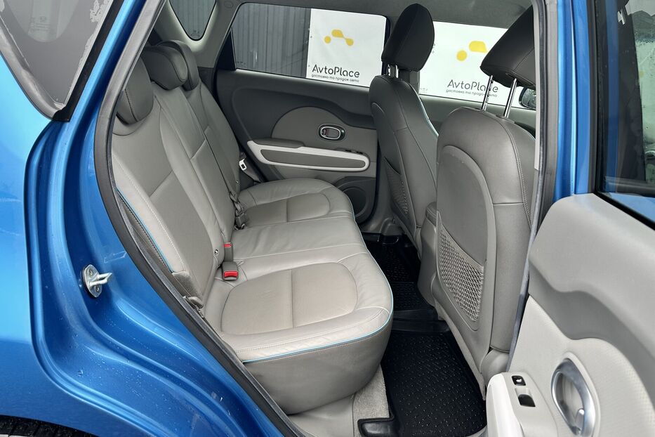 Продам Kia Soul 27 квт 2015 року у Луцьку