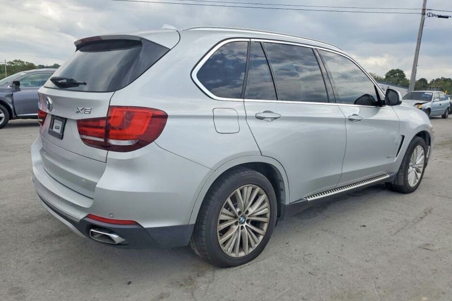 Продам BMW X5 XDR40E бензин+електро 2015 року у Житомирі
