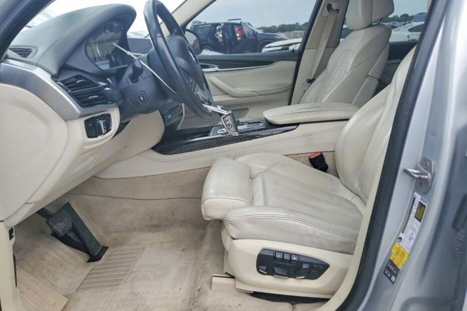 Продам BMW X5 XDR40E бензин+електро 2015 року у Житомирі