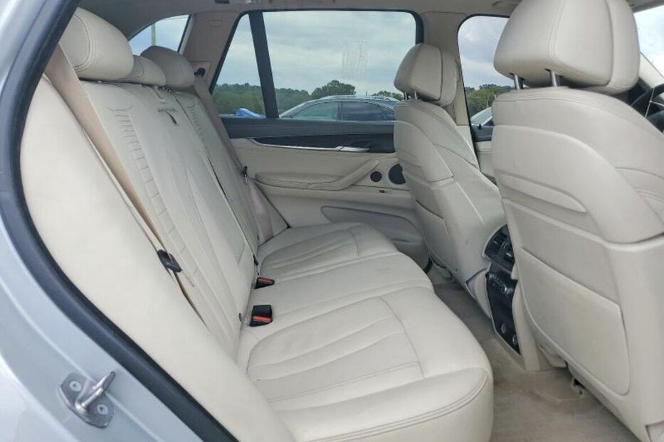 Продам BMW X5 XDR40E бензин+електро 2015 року у Житомирі