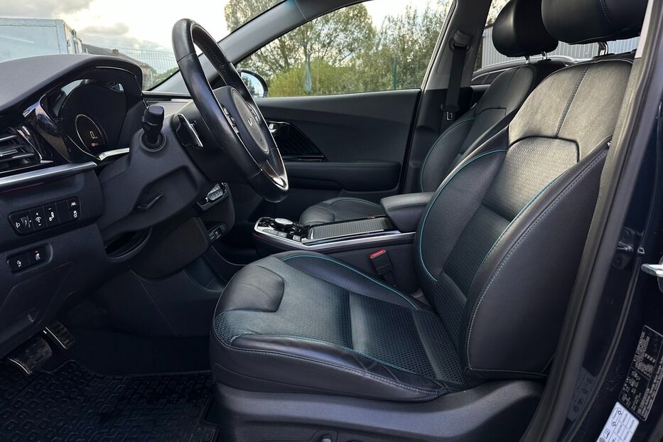 Продам Kia Niro 64 кВт Макс. комплектація  2022 року у Львові