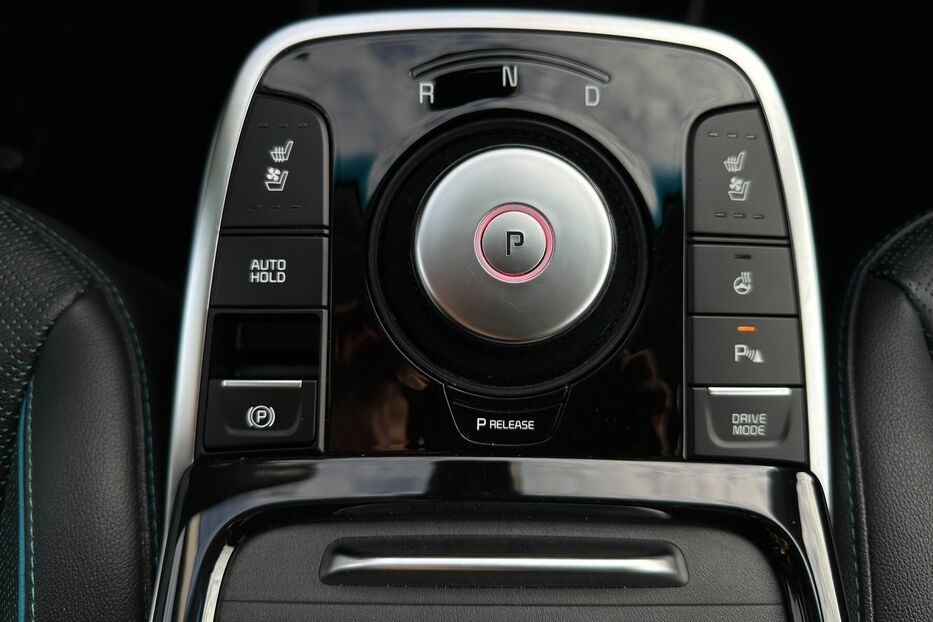 Продам Kia Niro 64 кВт Макс. комплектація  2022 року у Львові
