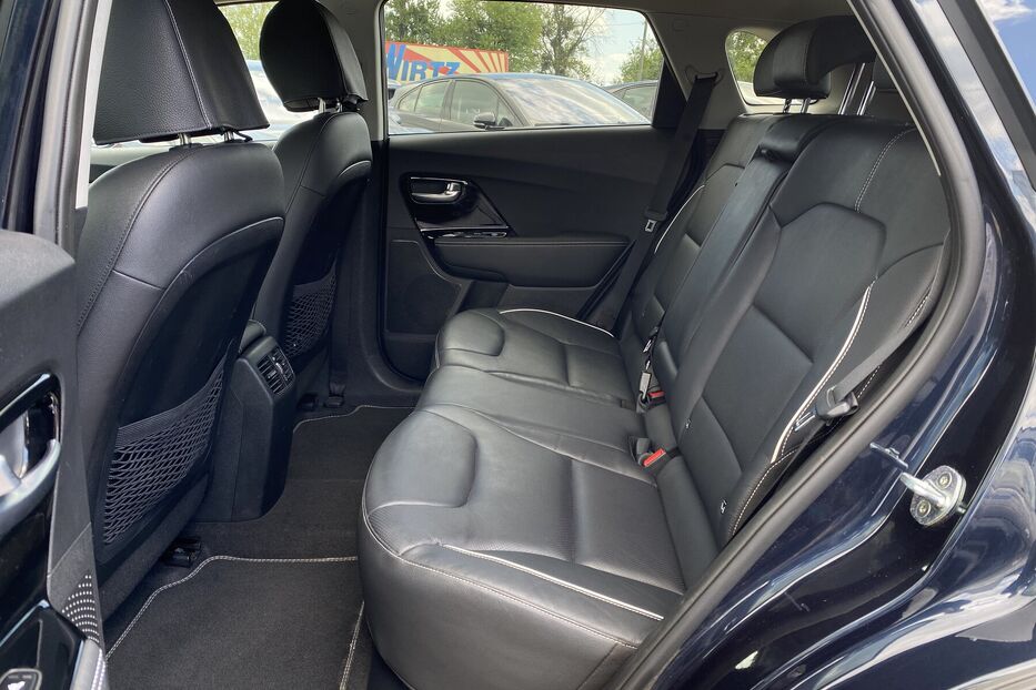 Продам Kia Niro 64 кВт Макс. комплектація 2020 року у Львові