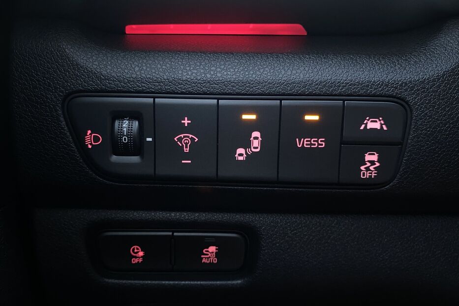 Продам Kia Niro 64 кВт. Макс. комплектація 2020 року у Львові